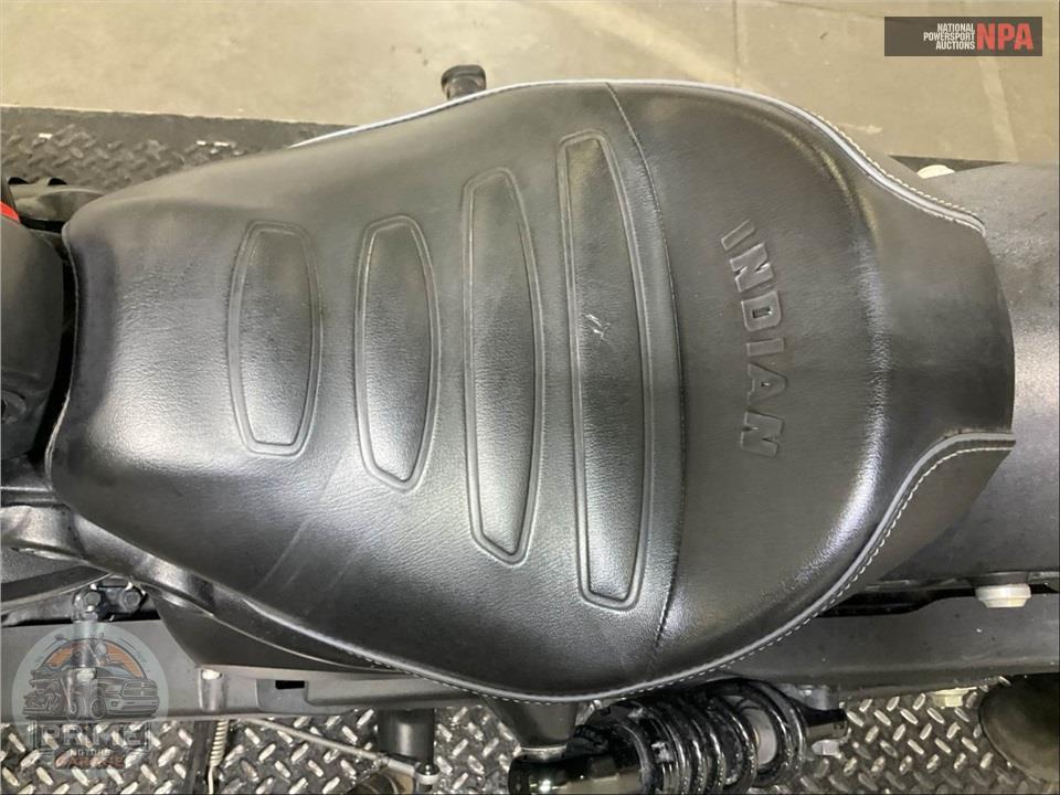 2025 Indian Motorcycle SCOUT SIXTY BOBBER — фото 30