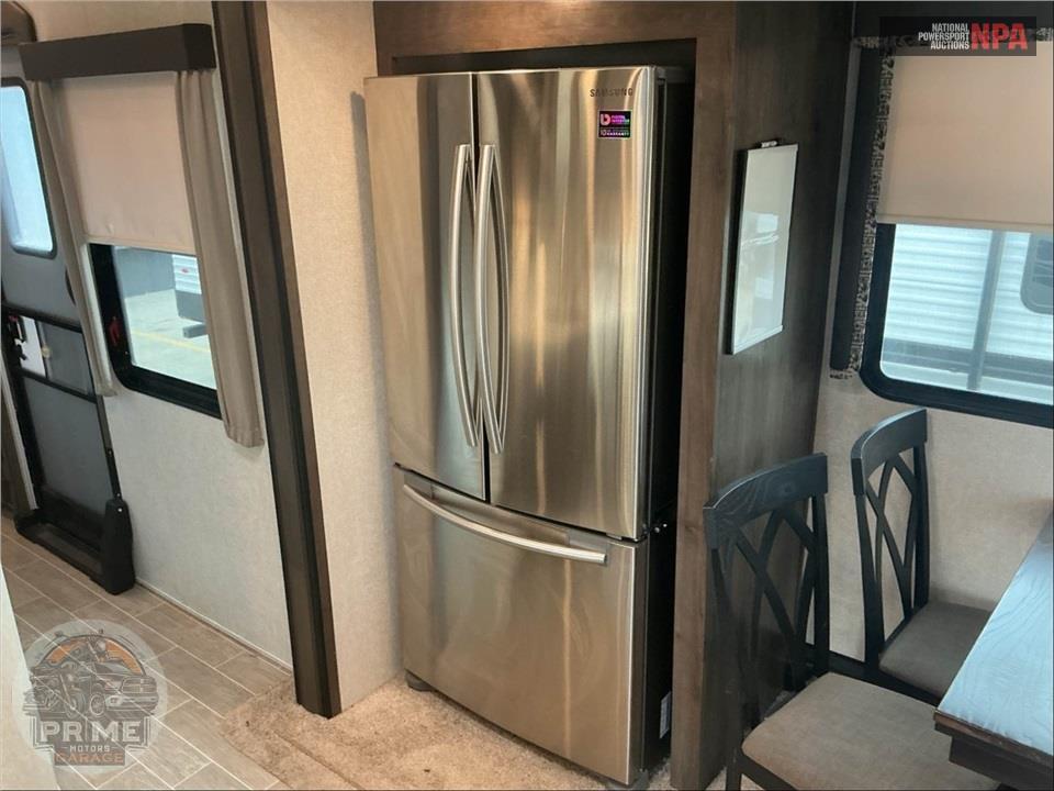 2019 Keystone Rv M-375 FL - MONTANA HIGH COUNTRY FIFTH WHEEL SERIES — фото 26