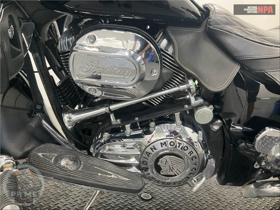 2017 Indian Motorcycle ROADMASTER (THUNDER BLACK) — фото 7