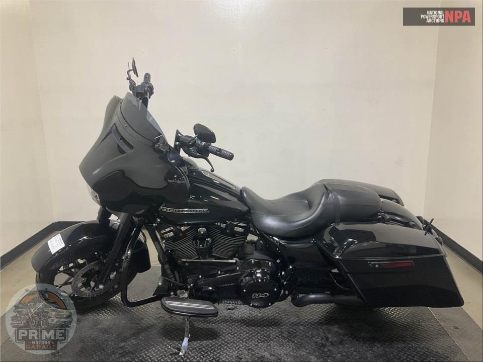 2020 Harley-Davidson FLHXS STREET GLIDE SPECIAL — фото 3