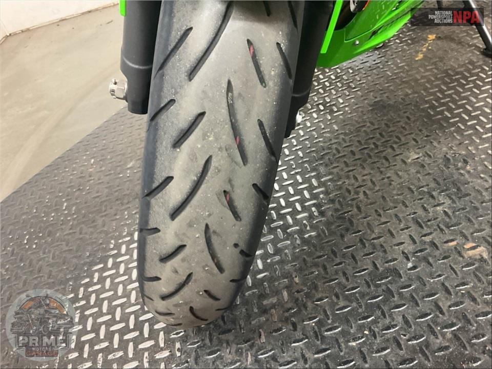 2023 Kawasaki EX400GPFAN NINJA 400 KRT (ABS) — фото 10