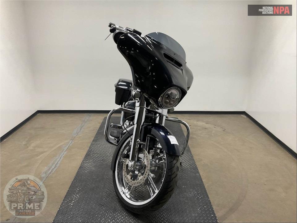 2019 Harley-Davidson FLHX STREET GLIDE — фото 2