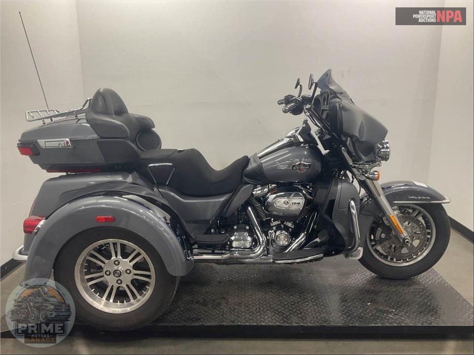 2022 Harley-Davidson FLHTCUTG TRI GLIDE ULTRA CLASSIC — фото 1
