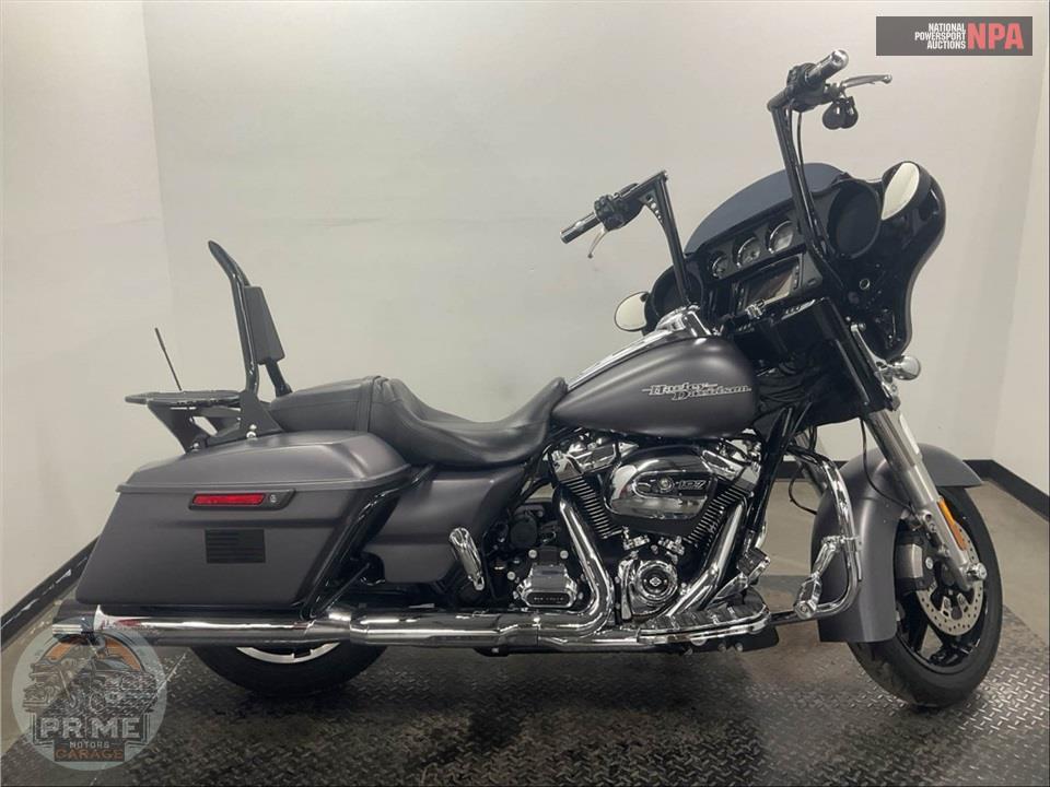 2017 Harley-Davidson FLHXS STREET GLIDE SPECIAL — фото 1