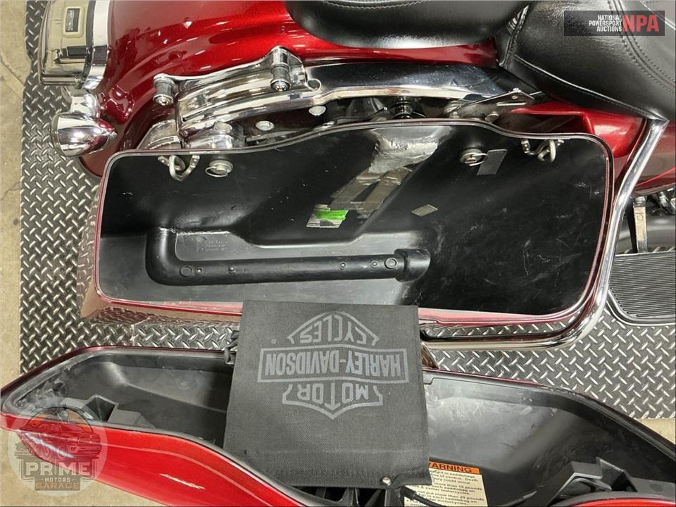2015 Harley-Davidson FLTRUSE CVO ROAD GLIDE ULTRA — фото 26