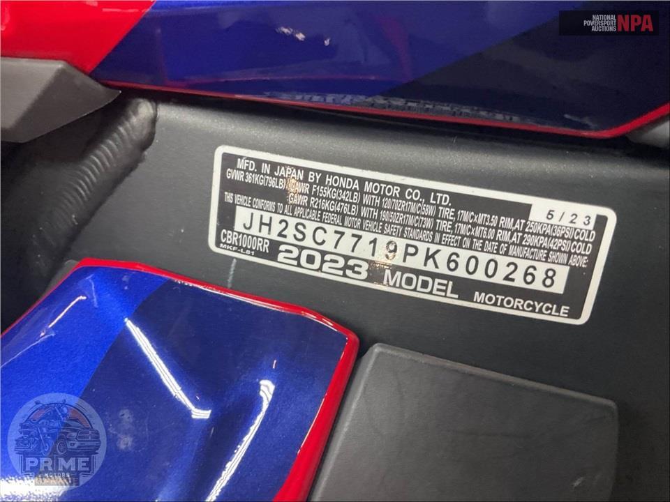 2023 Honda CBR1000RR — фото 42