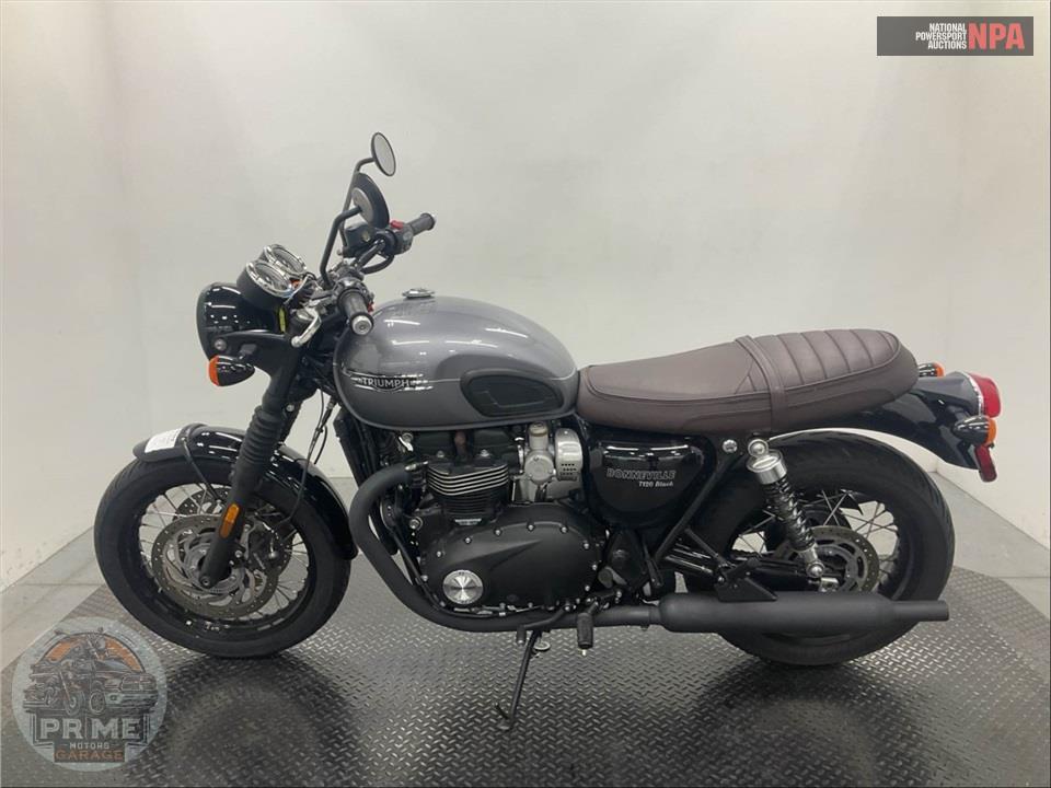 2024 Triumph BONNEVILLE T120 BLACK (PHANTOM) — фото 3