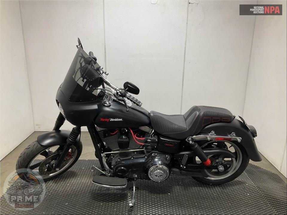 2016 Harley-Davidson FLD-103 DYNA SWITCHBACK — фото 3