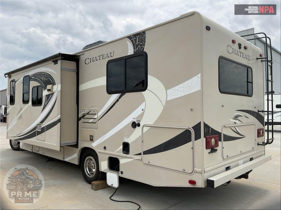2017 Thor Motor Coach M-28Z E450-V10 - CHATEAU SERIES — фото 4