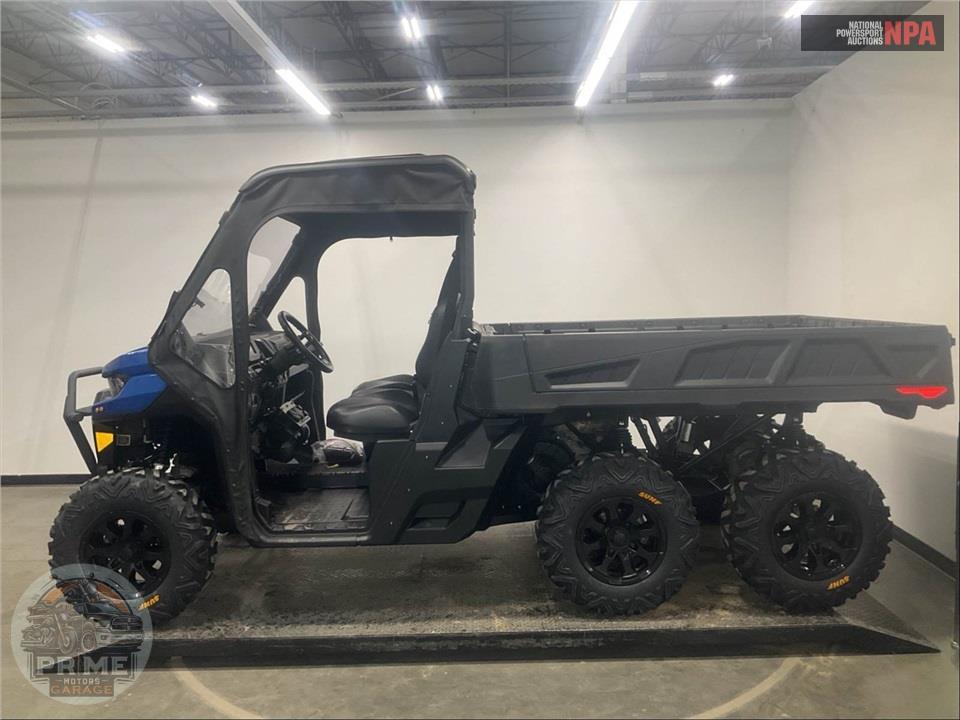 2023 Can-Am DEFENDER 6X6 XT HD10 — фото 3