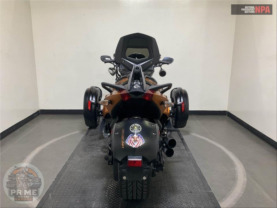 2013 Can-Am SPYDER RS-S SE5 — фото 4