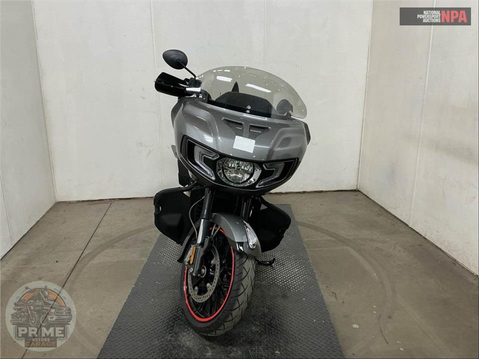 2020 Indian Motorcycle CHALLENGER — фото 1