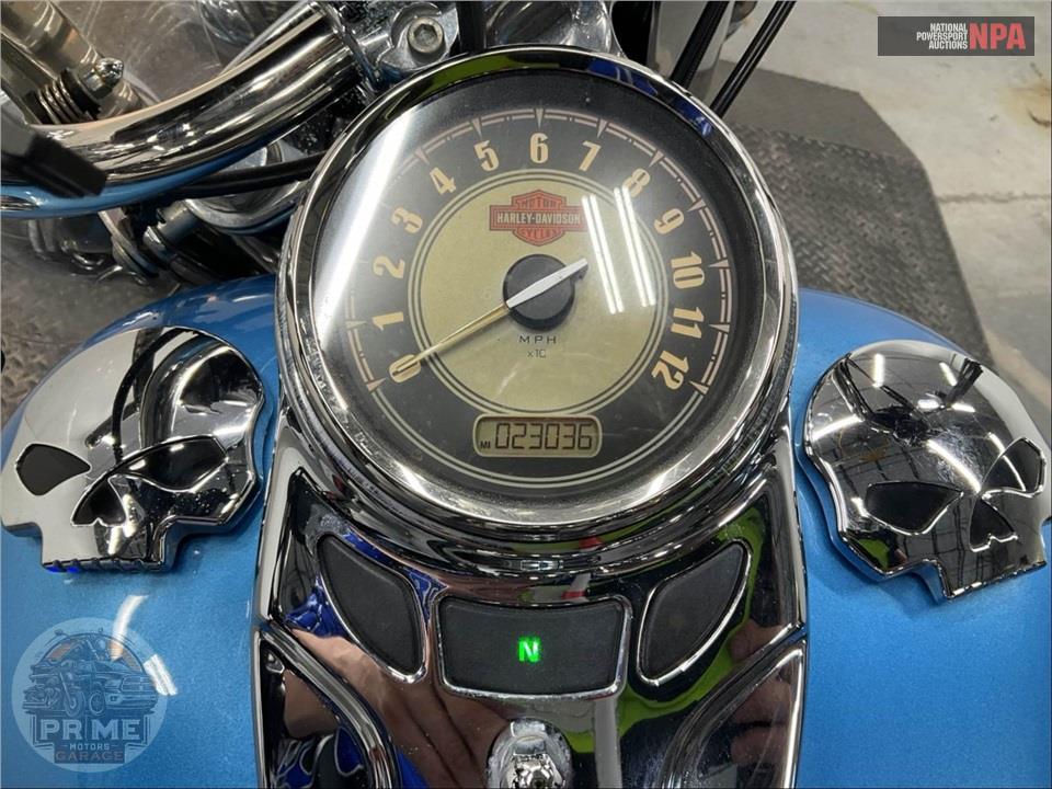 2011 Harley-Davidson FLSTC HRTG SFTL CLSC — фото 5