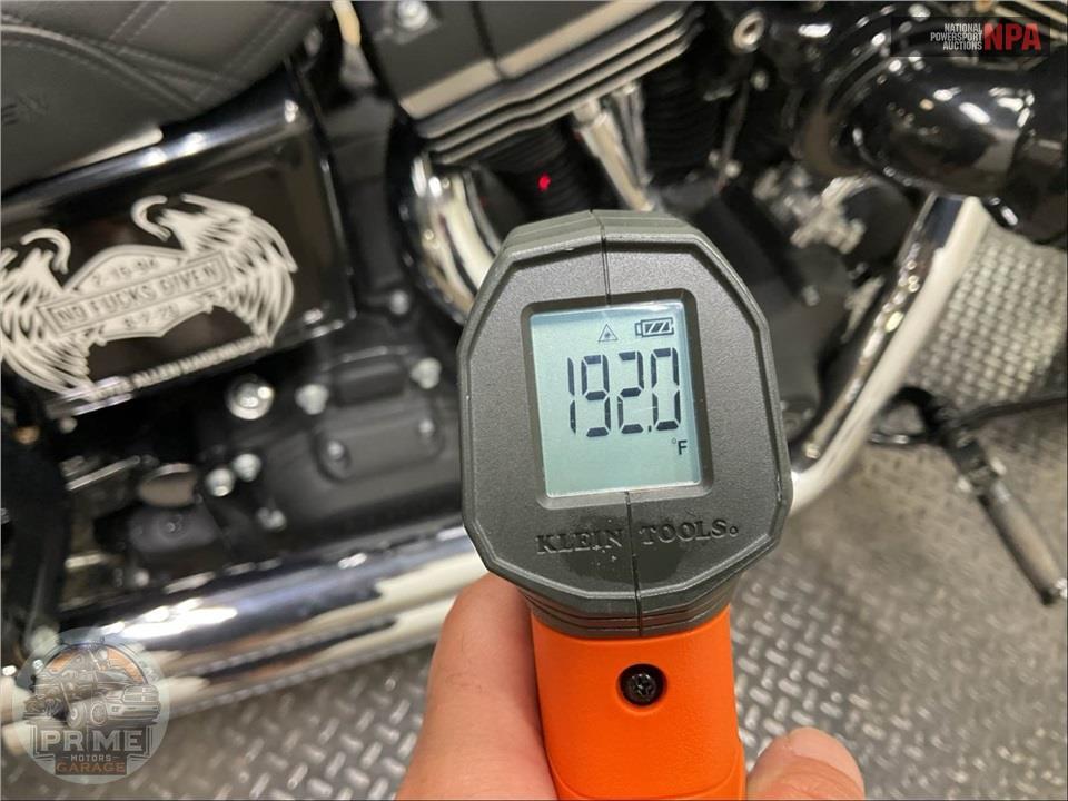 2017 Harley-Davidson FXDB STREET BOB — фото 8