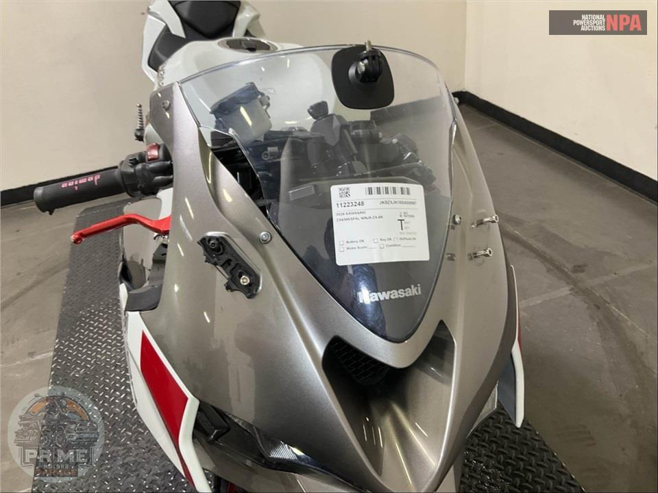 2025 Kawasaki ZX636KSFAL NINJA ZX-6R — фото 43