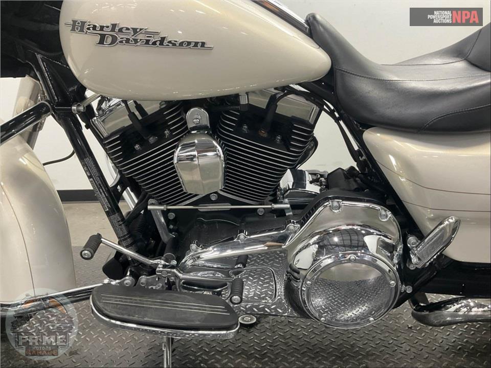 2016 Harley-Davidson FLHX STREET GLIDE — фото 7