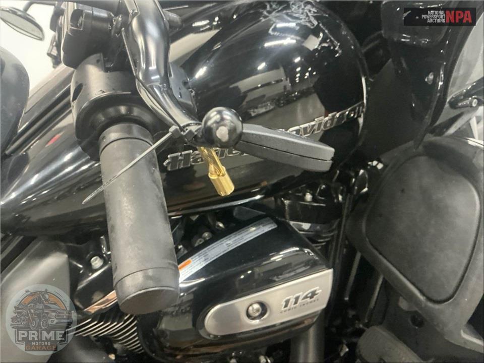 2020 Harley-Davidson FLTRK ROAD GLIDE LIMITED — фото 10