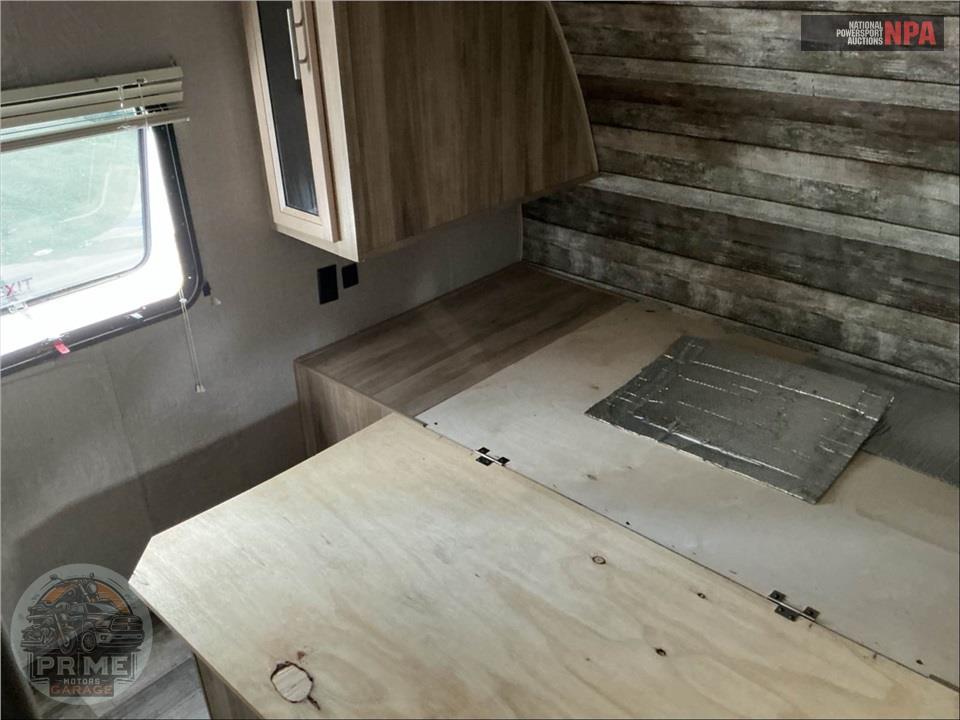 2021 Coachmen By Forest River M-323 BHDSCK - CATALINA LEGACY SERIES — фото 13