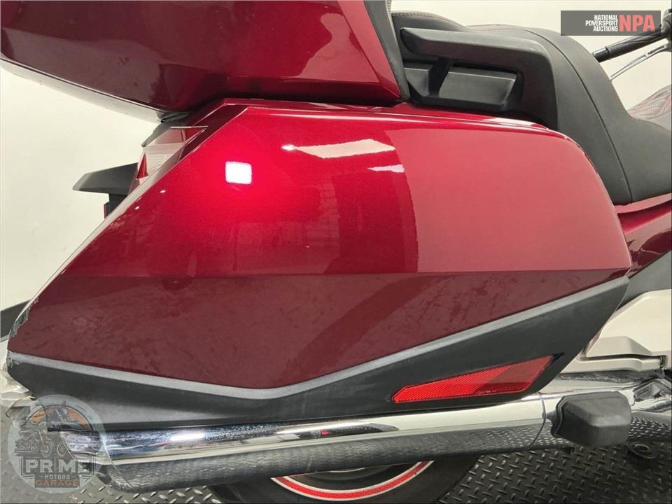 2018 Honda GL1800 GOLDWING TOUR (RED) — фото 19