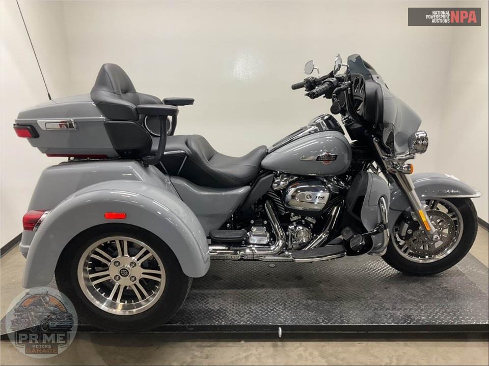 2024 Harley-Davidson FLHTCUTG TRI GLIDE ULTRA CLASSIC — фото 1