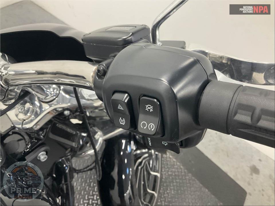 2025 Harley-Davidson FXBR BREAKOUT — фото 9