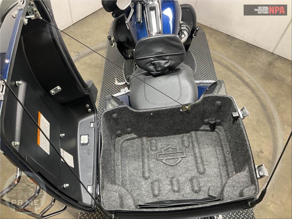 2013 Harley-Davidson FLHTK ELECTRA GLIDE UL LI — фото 26