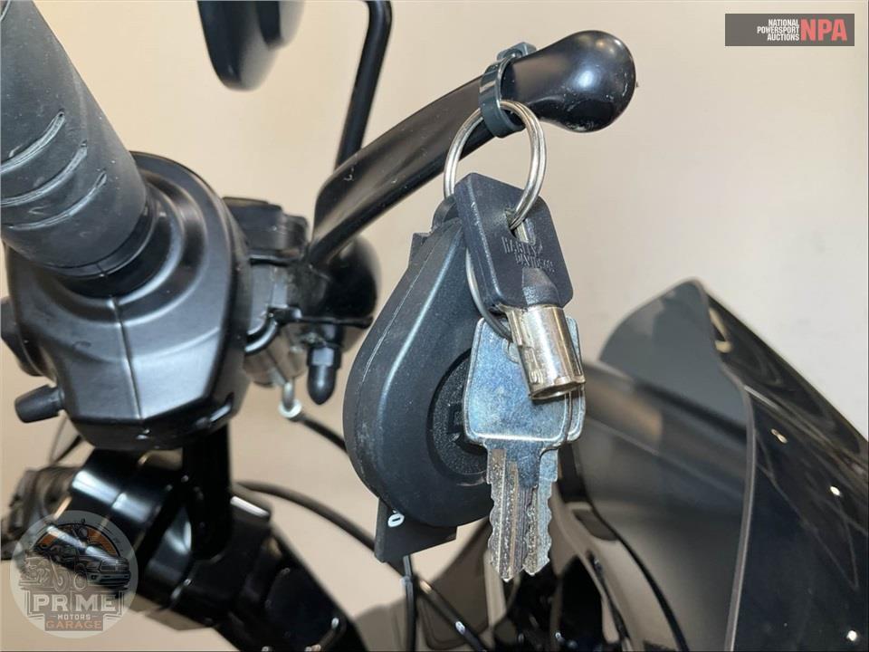 2022 Harley-Davidson FLTRXS ROAD GLIDE SPECIAL — фото 12