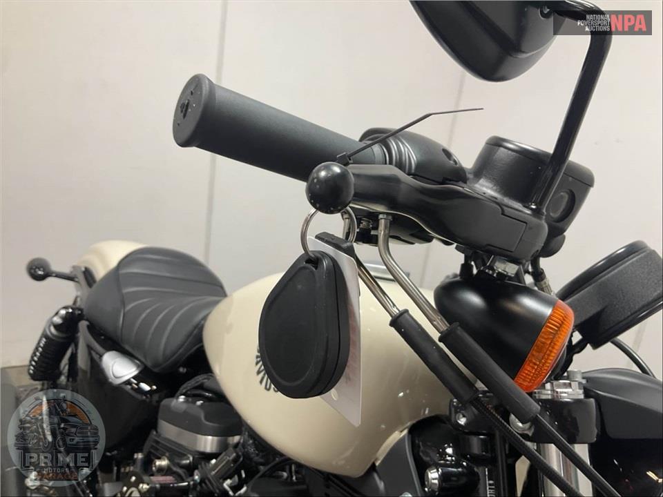 2022 Harley-Davidson XL883N IRON — фото 11