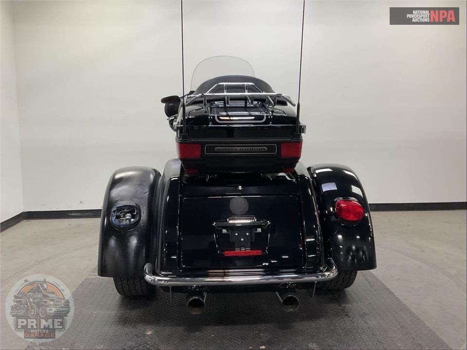 2013 Harley-Davidson FLHTCUTG TRIGLIDE UL CLSC — фото 4