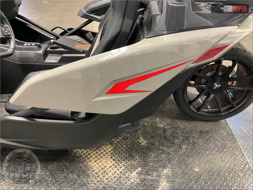2022 Polaris SLINGSHOT SLR AUTODRIVE — фото 24