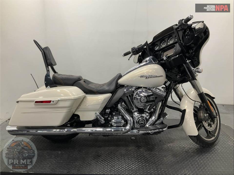 2015 Harley-Davidson FLHXS STREET GLIDE SPECIAL — фото 1