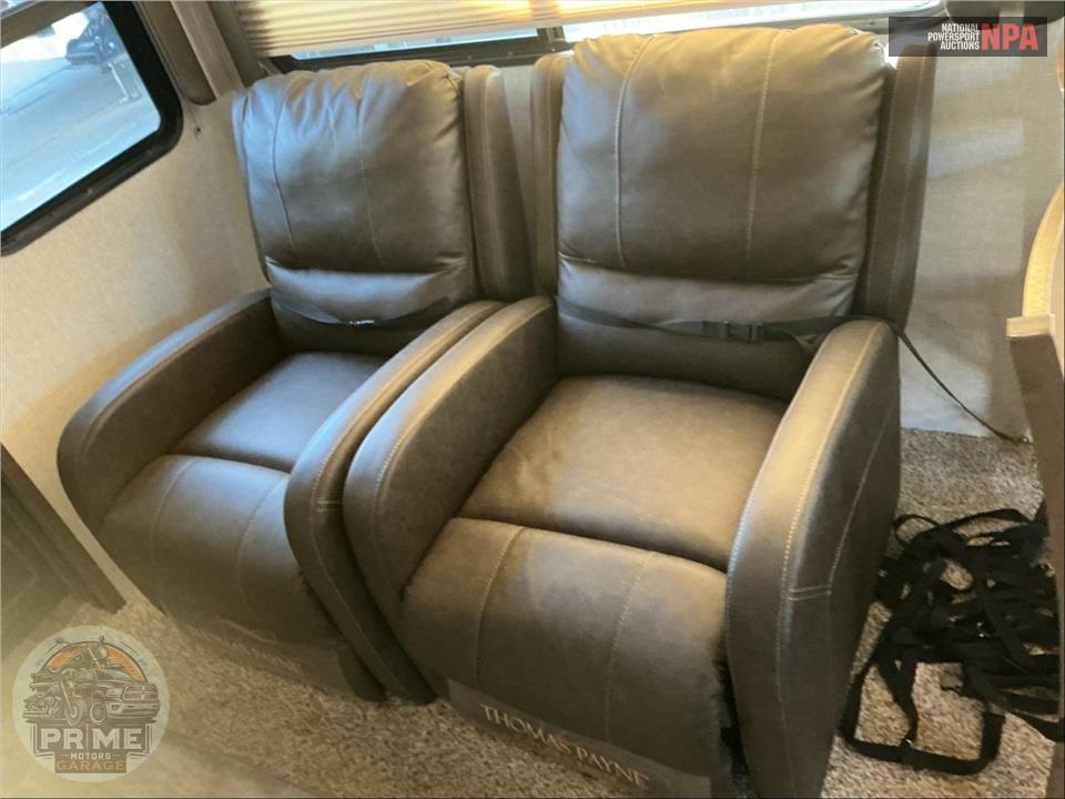 2019 Keystone Rv M-33 SAB - COUGAR SERIES — фото 10