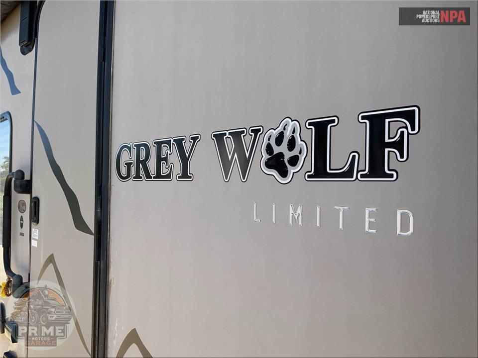 2019 Cherokee By Forest River M-26RR - GREY WOLF TOY HAULER SERIES — фото 34