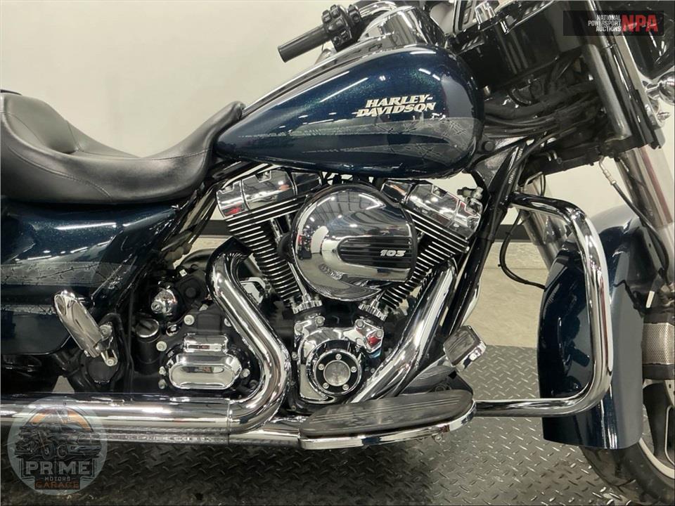 2016 Harley-Davidson FLHXS STREET GLIDE SPECIAL — фото 6