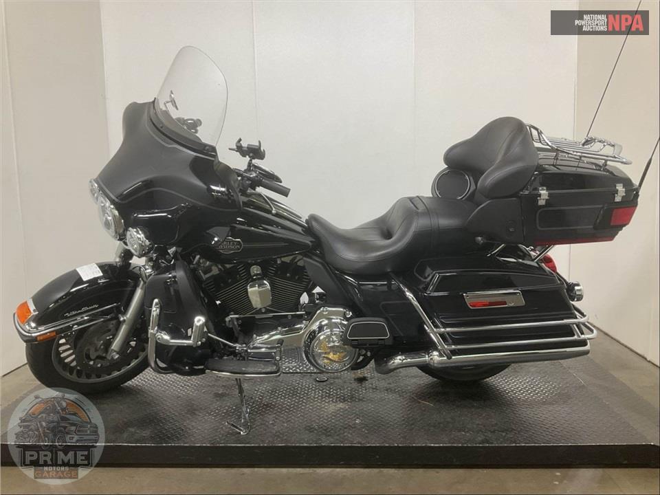 2012 Harley-Davidson FLHTCU UL CLSC EL GLIDE — фото 3