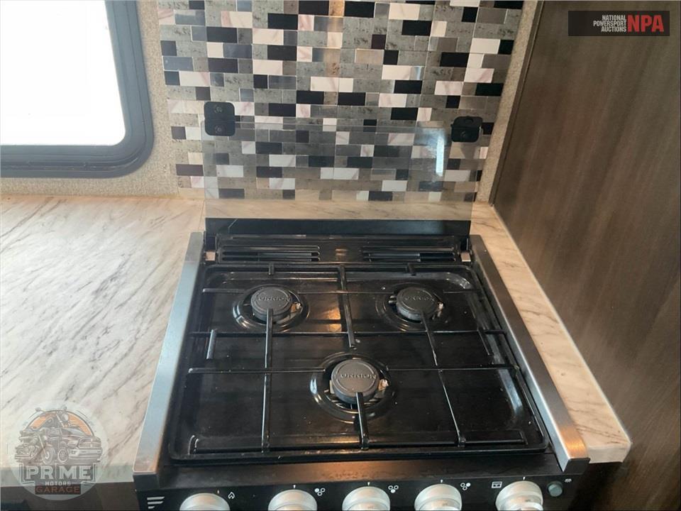 2020 Keystone Rv M-302 FWRK - SPRINGDALE FIFTH WHEEL SERIES — фото 15