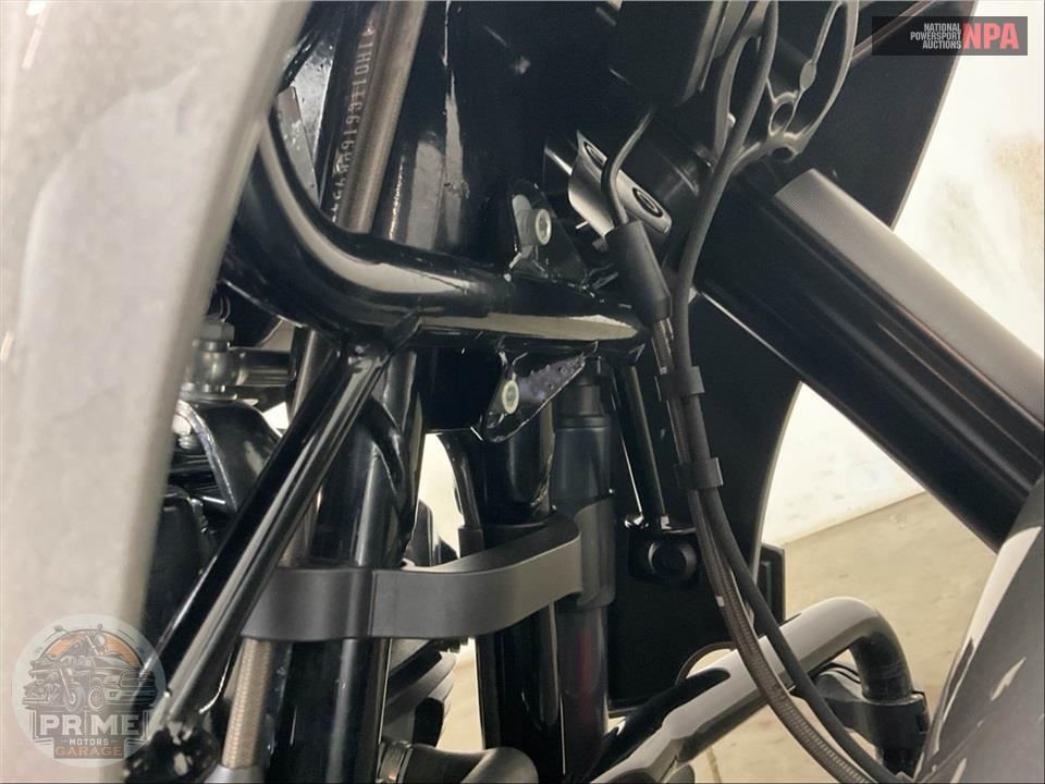 2023 Harley-Davidson FLTRXSE CVO ROAD GLIDE — фото 10