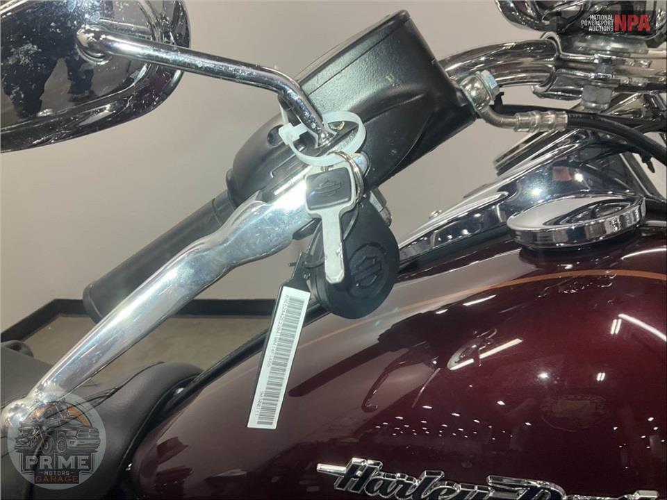 2018 Harley-Davidson FLDE DELUXE — фото 11