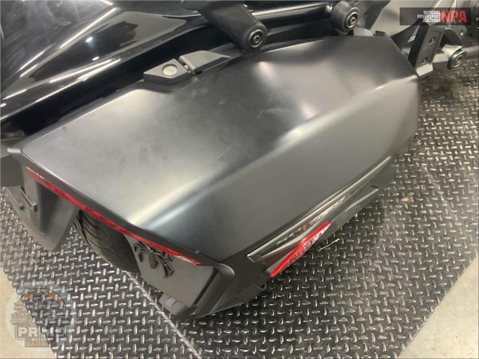 2017 Can-Am SPYDER F3 SE6 LIMITED — фото 21