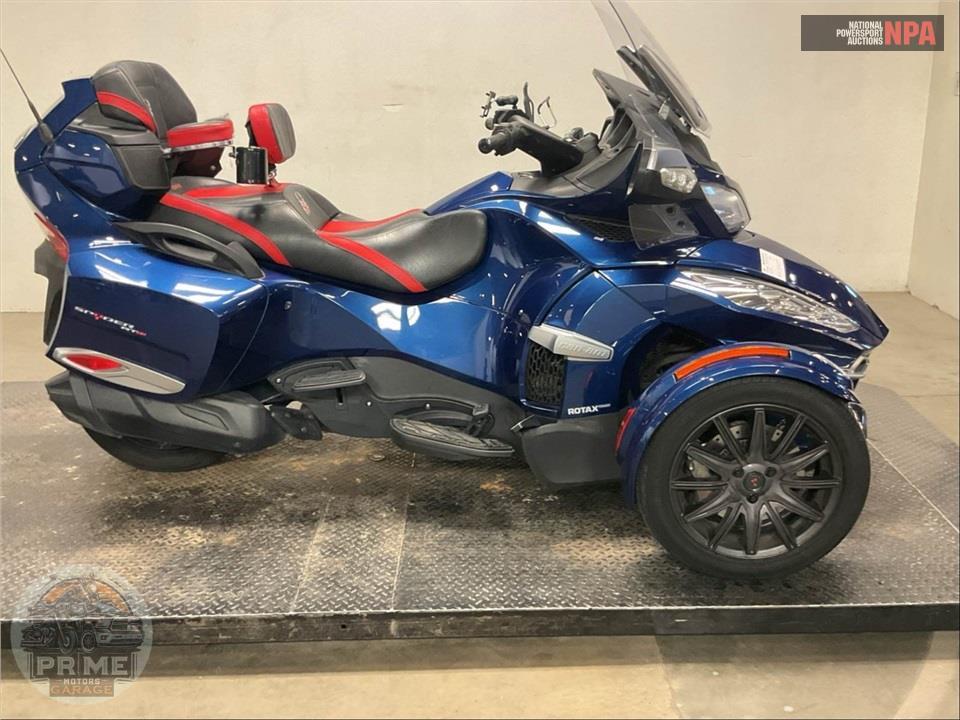 2016 Can-Am SPYDER RT-S SE6 — фото 1