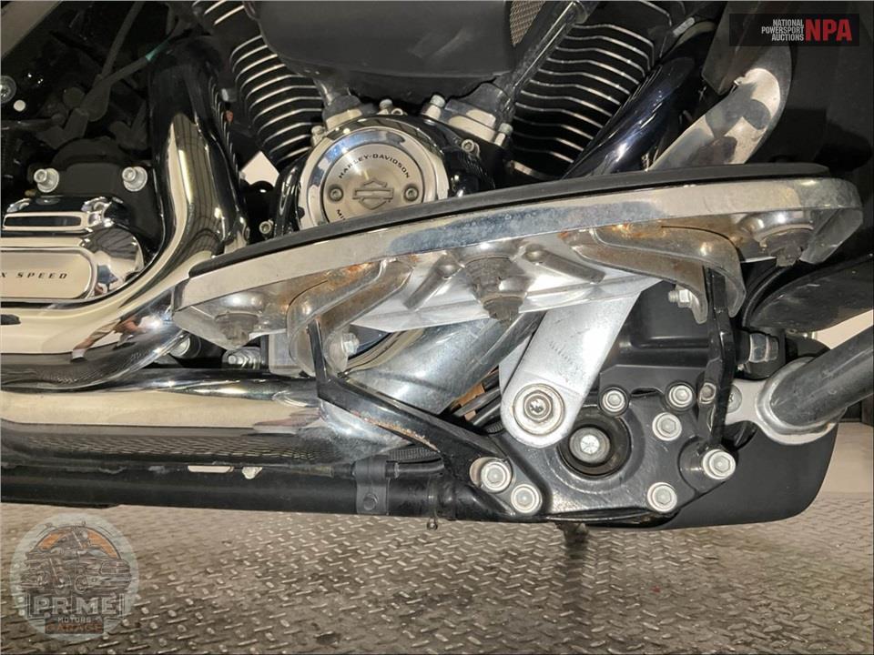 2022 Harley-Davidson FLHTK ULTRA LIMITED — фото 35