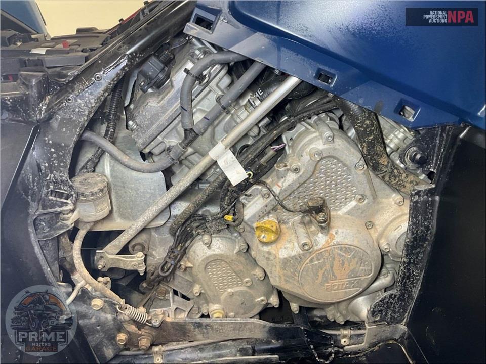 2025 Can-Am OUTLANDER MAX LIMITED 1000R — фото 8
