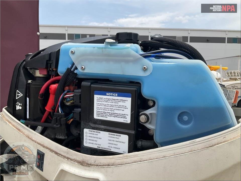 2021 Apex Marine 818 CTR FISHTAIL QWEST EDGE SERIES L=19/E=1 50HP EVINRUDE OB — фото 8