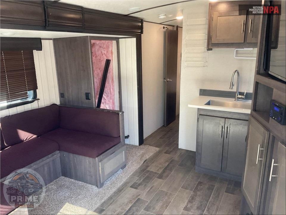 2019 Crossroads Rv M-259 RL - SUNSET TRAIL SUPER LITE SERIES — фото 6