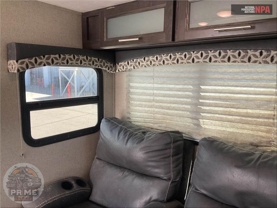 2020 Kodiak By Dutchmen M-261RBSL - ULTRA LITE SERIES — фото 35