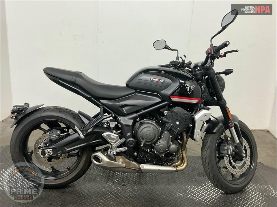 2023 Triumph TRIDENT (BLACK) — фото 1