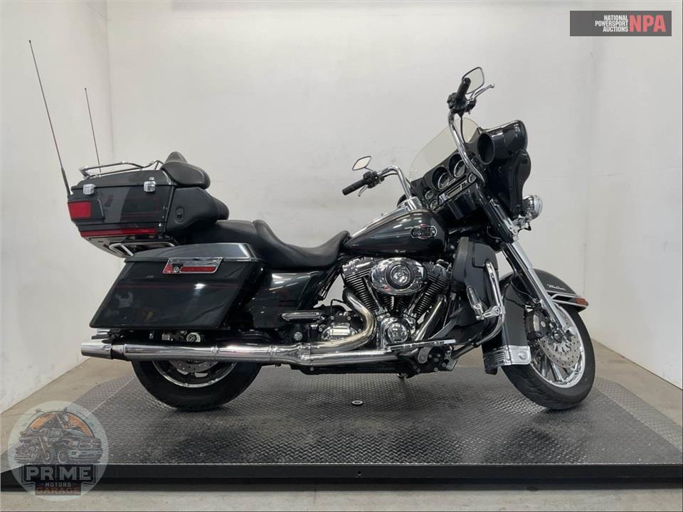 2009 Harley-Davidson FLHTCU ULTRA CLASSIC ELECTRA GLIDE — фото 1