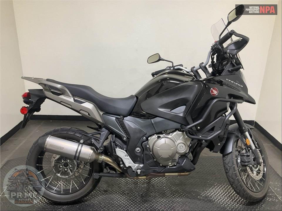 2016 Honda VFR1200X — фото 1