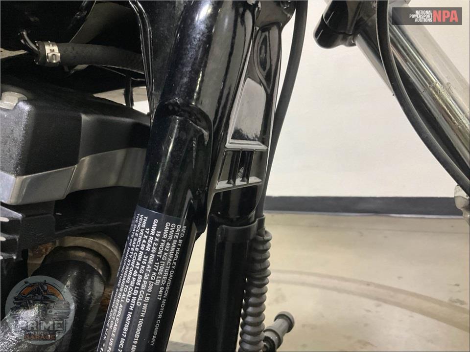 2017 Harley-Davidson FXDB STREET BOB — фото 13