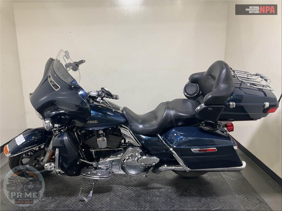 2016 Harley-Davidson FLHTCUL ULTRA CLASSIC LOW — фото 3